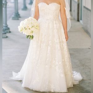Caroline Castigliano Wedding Dress